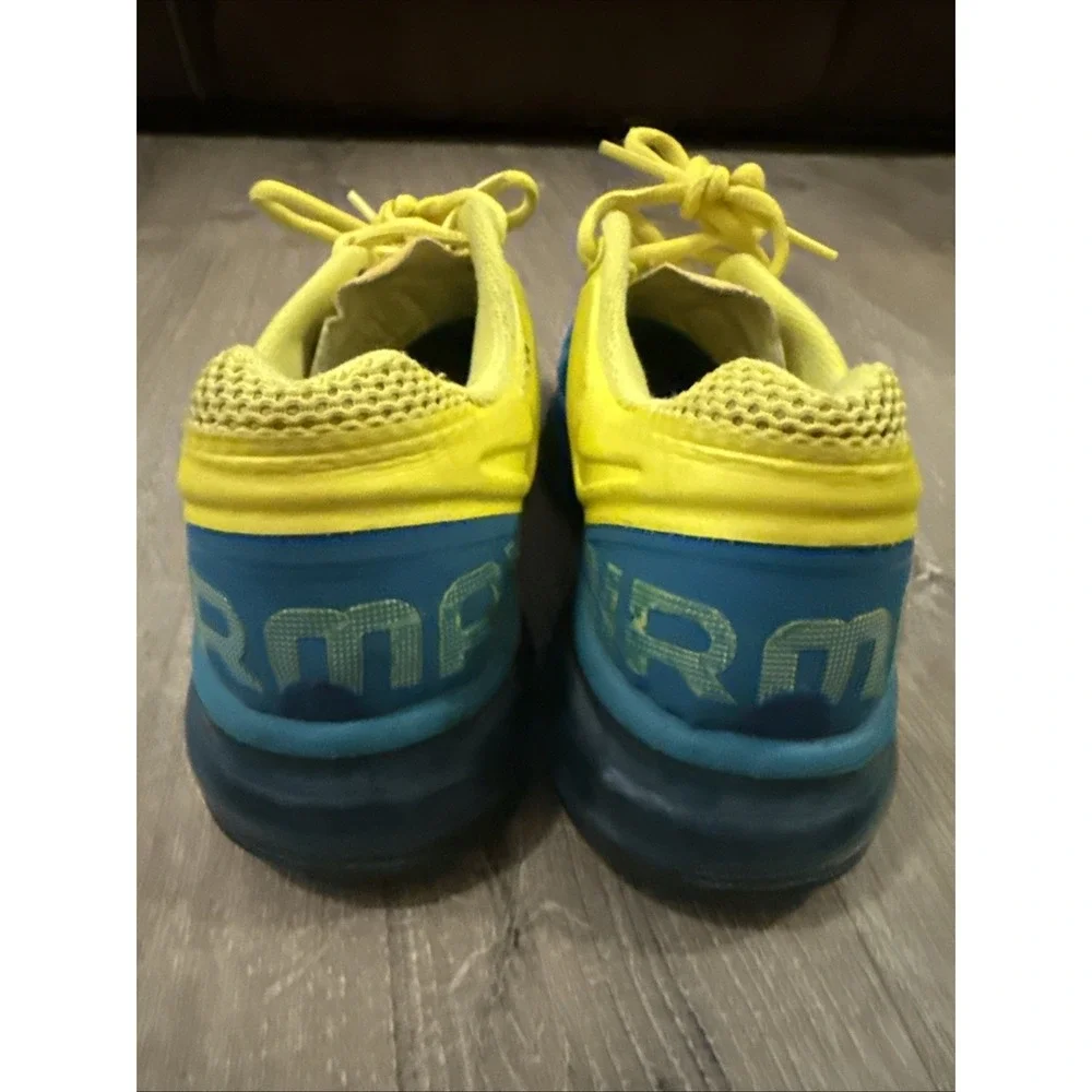Nike Air Max 2013 Women's Size 8.5 Running Shoes Teal Yellow